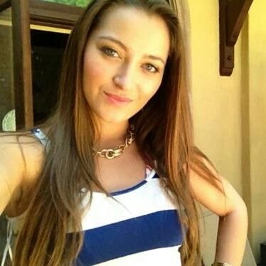 Profile Picture of Anabella James (@AnabellaJames3) on Twitter