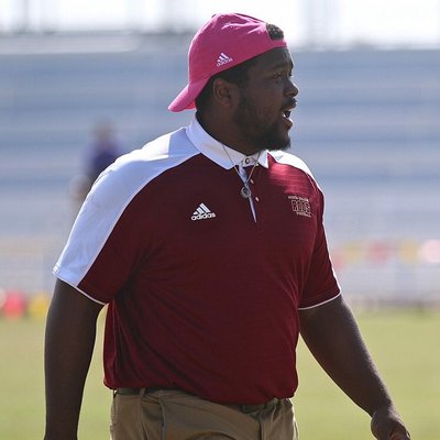 Profile Picture of Tre Stewart (@CoachStewAC) on Twitter