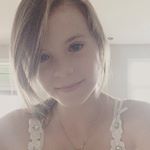 Profile Picture of Audrey. Snapchat:audrey6790 (@faucher_audrey) on Instagram