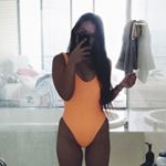 R O W E N A - Instagram Profile Picture of R O W E N A (@ro_weiner) on Instagram