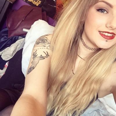 Profile Picture of Kayleigh Marie (@LowerThanKay) on Twitter