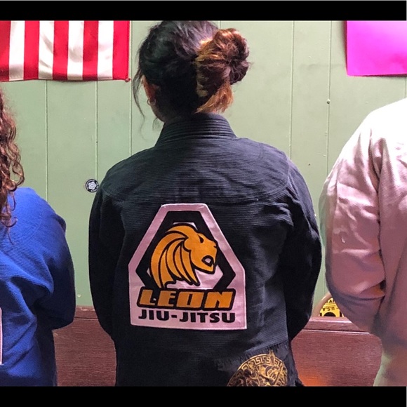 Profile Picture of Chris Gruenewald (@chrisnoice) on Poshmark