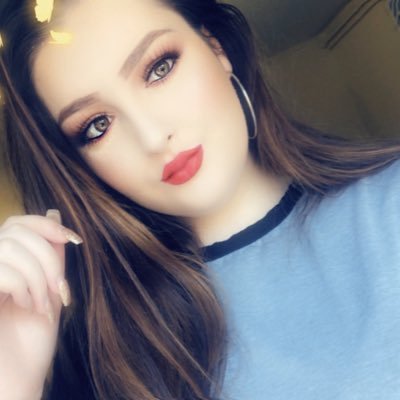 Profile Picture of Isabel ⭐️ (@IzzyJacques_) on Twitter