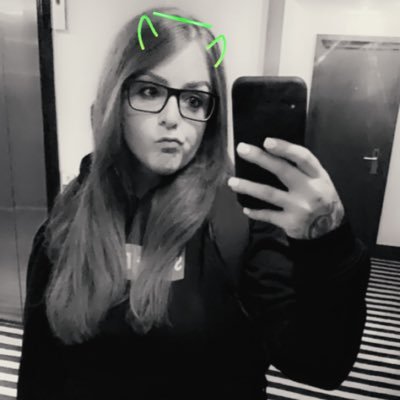 Profile Picture of Megan Bess (@csgodevil) on Twitter