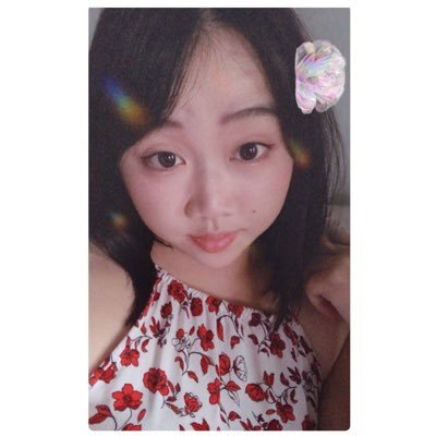 Profile Picture of Caroline Tang (@lovely__novelty) on Twitter