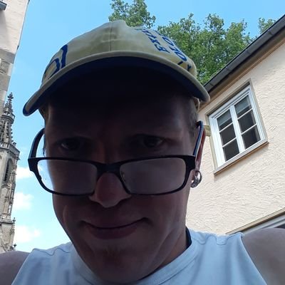 Profile Picture of Christopher Graf (@christo21069060) on Twitter