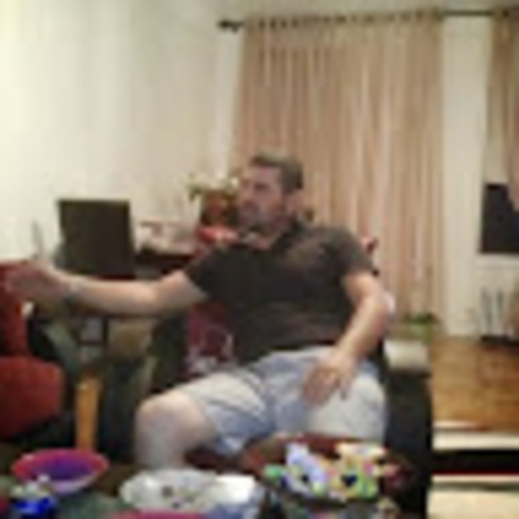 Profile Picture of Alexander Azarian (@alexanderazaria) on Poshmark