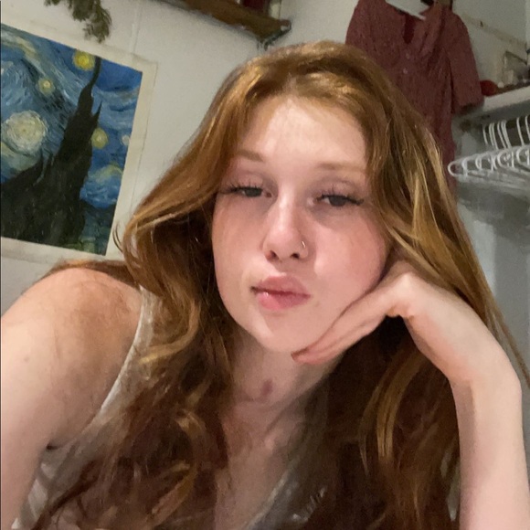 Profile Picture of Cordella East-pearlman (@cordella17) on Poshmark