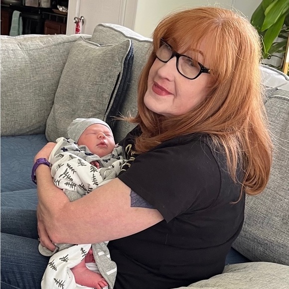 Profile Picture of Barb Kershaw (@barbkershaw98) on Poshmark