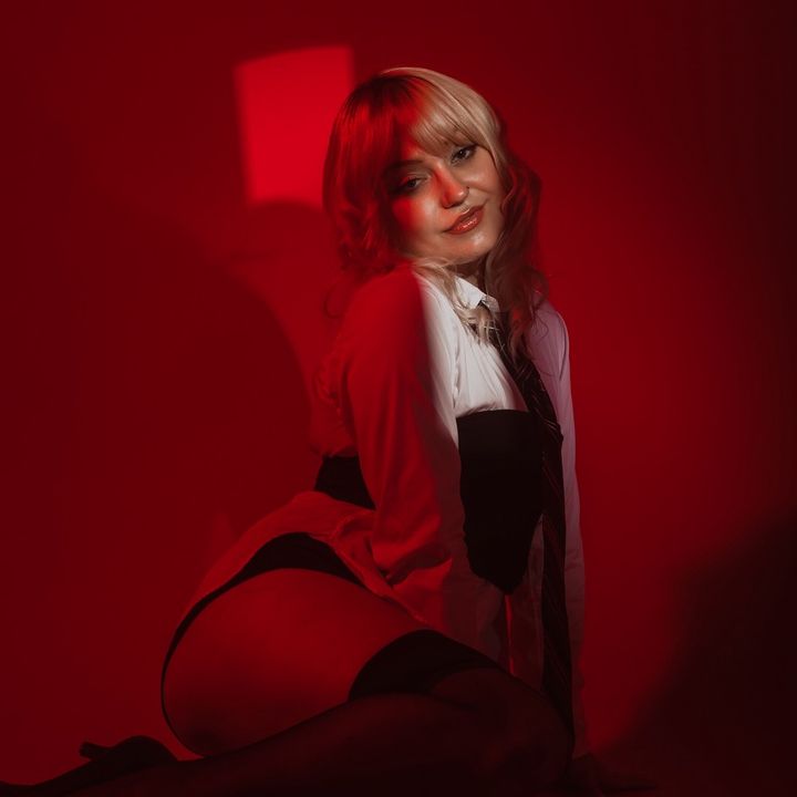 Profile Picture of 𝙻𝚊𝚞𝚛𝚎𝚗 ♡ (@commander.cosplay) on Tiktok