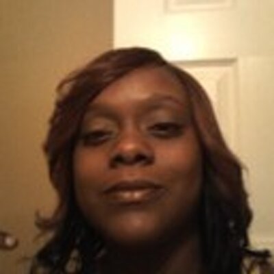 Profile Picture of Faye Wolfe (@fayewolfe10) on Twitter