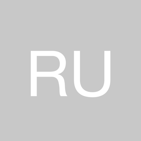 Profile Picture of Rob Usland (@zeta23) on Poshmark