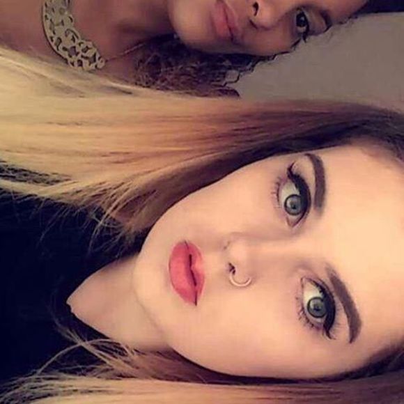 Profile Picture of Cassandra Slaney (@cxssi) on Poshmark