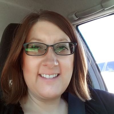 Profile Picture of Renee McClure (@CrystalRM1984) on Twitter