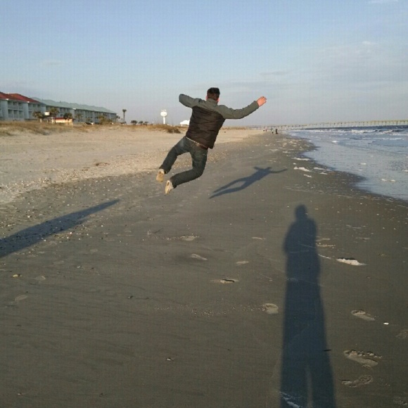 Profile Picture of Travis Tullock (@travistullock) on Poshmark