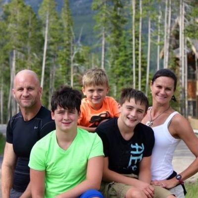 Profile Picture of Mandy Godbee (@GodbeeMandy) on Twitter