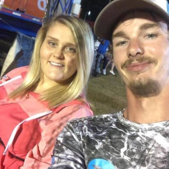 Profile Picture of Carlie Hoard (@carlie488) on Poshmark