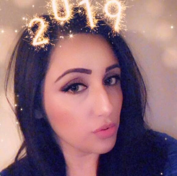 Profile Picture of Christine Calderon (@christie227) on Poshmark