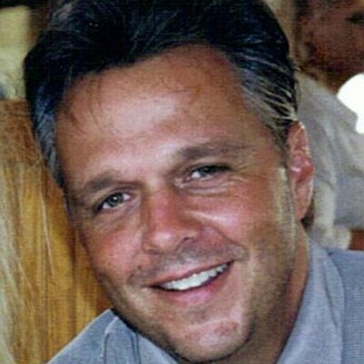 Profile Picture of Eric Halsey (@SchweeetTweet) on Twitter