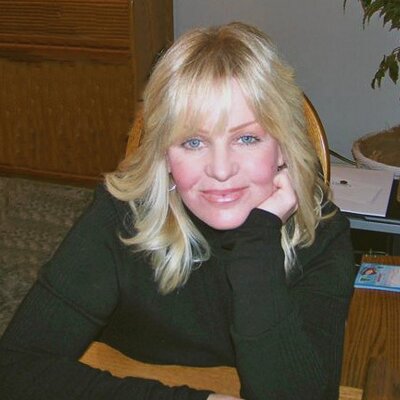 Profile Picture of Anne Morrissey (@accountanne) on Twitter