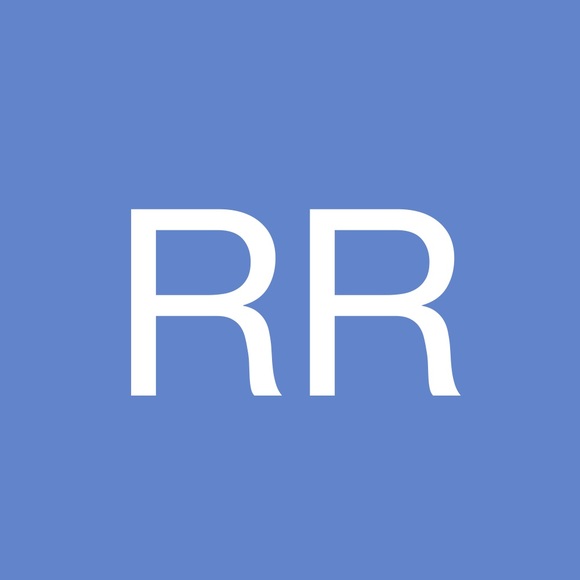 Profile Picture of Rahil Roussos (@rroussos) on Poshmark