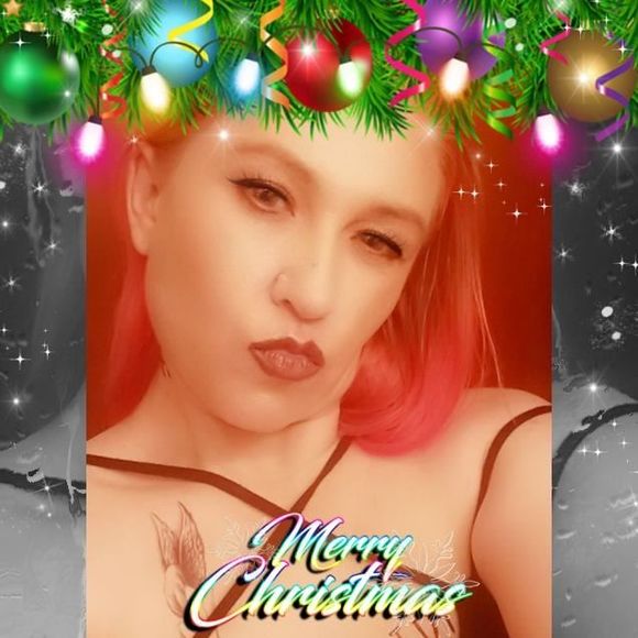 Profile Picture of Miranda Ortlepp (@mirandaortlepp) on Poshmark