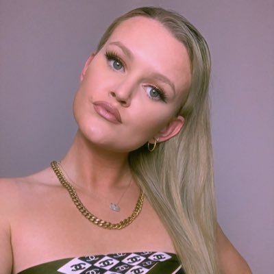 Profile Picture of Mallory Smith (@malsmith_) on Twitter