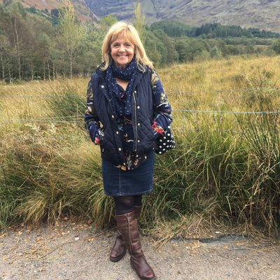Profile Picture of Deborah Yeates (@yeates_deborah) on Twitter
