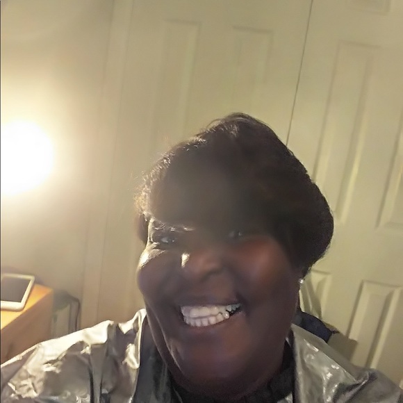 Profile Picture of Bobbie Stevens (@602602) on Poshmark