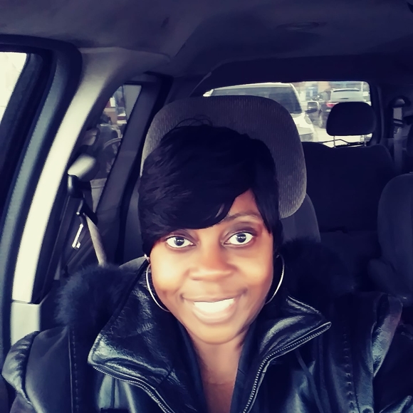 Fly Fly - Poshmark Profile Picture of Fly Fly (@micjaysmom2) on Poshmark