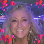 Profile Picture of Lisa Merrifield (@shelongshores) on Instagram