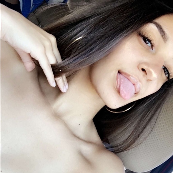 Profile Picture of Corylynn Campbell (@corylynn95) on Poshmark