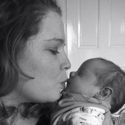 Profile Picture of Aileen Johnston (@Ailj10) on Twitter