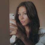 Profile Picture of Taylor Thomas (@taylorr.joan) on Instagram