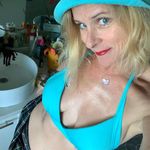 Profile Picture of Donna Evans (@cocoparkland) on Instagram
