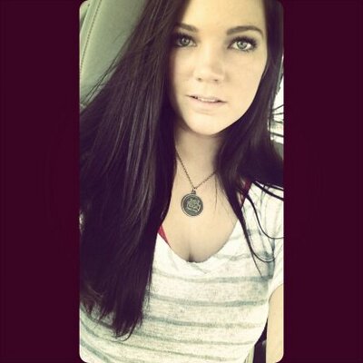 Profile Picture of Tori Bender (@ToriLeeBe) on Twitter