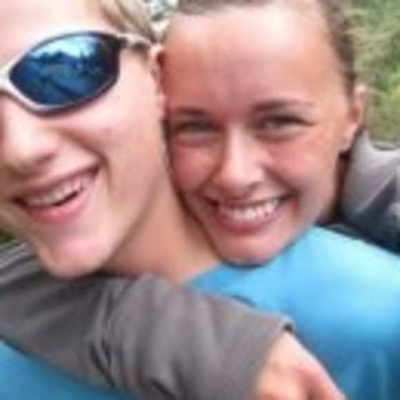 Profile Picture of Maxima Harris (@maxima23) on Poshmark