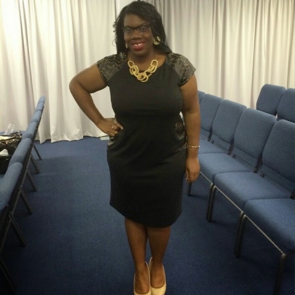 Profile Picture of Jade Shields (@jashields16) on Poshmark