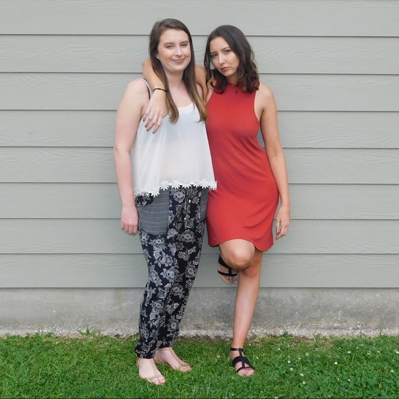 Profile Picture of Autumn Atchison (@autumnkbaker) on Poshmark