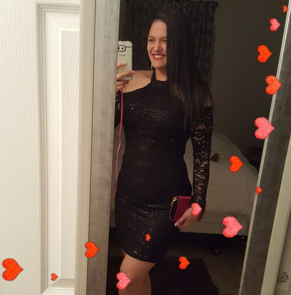 Profile Picture of Isabel Casanova (@isabelc16901) on Poshmark