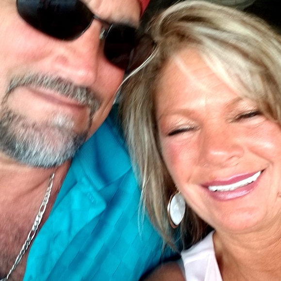 Profile Picture of Theresa Spelman (@twolf67) on Poshmark