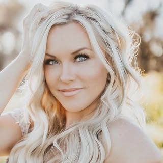 Profile Picture of Rachelle | Couture Beauty (@_couture.beauty_) on Instagram