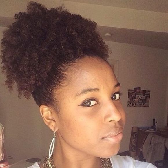 Profile Picture of Chris Louis (@chrisslou) on Poshmark