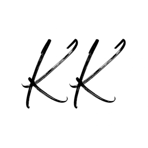 Profile Picture of Kristen Kemper (@kristenkemper) on Poshmark