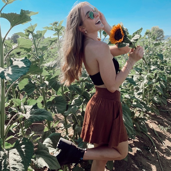Profile Picture of Cali Rusing (@cali_rusing) on Poshmark