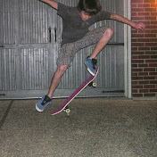 Profile Picture of Andrew Dawkins (@EggDcMuffin) on Youtube