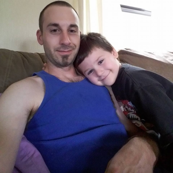 Profile Picture of Randy Wolfe (@wolfeman30) on Poshmark