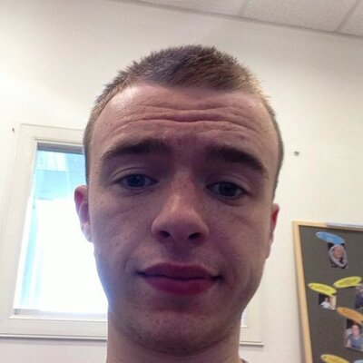 Profile Picture of Robert McKellar (@Robertlgbtyouth) on Twitter