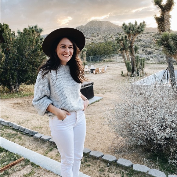 Profile Picture of Meg Tillstrom (@megtillstrom) on Poshmark