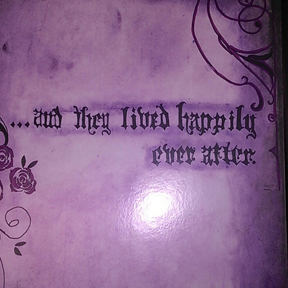 Profile Picture of Daniela Margarito (@daniela_45368) on Poshmark